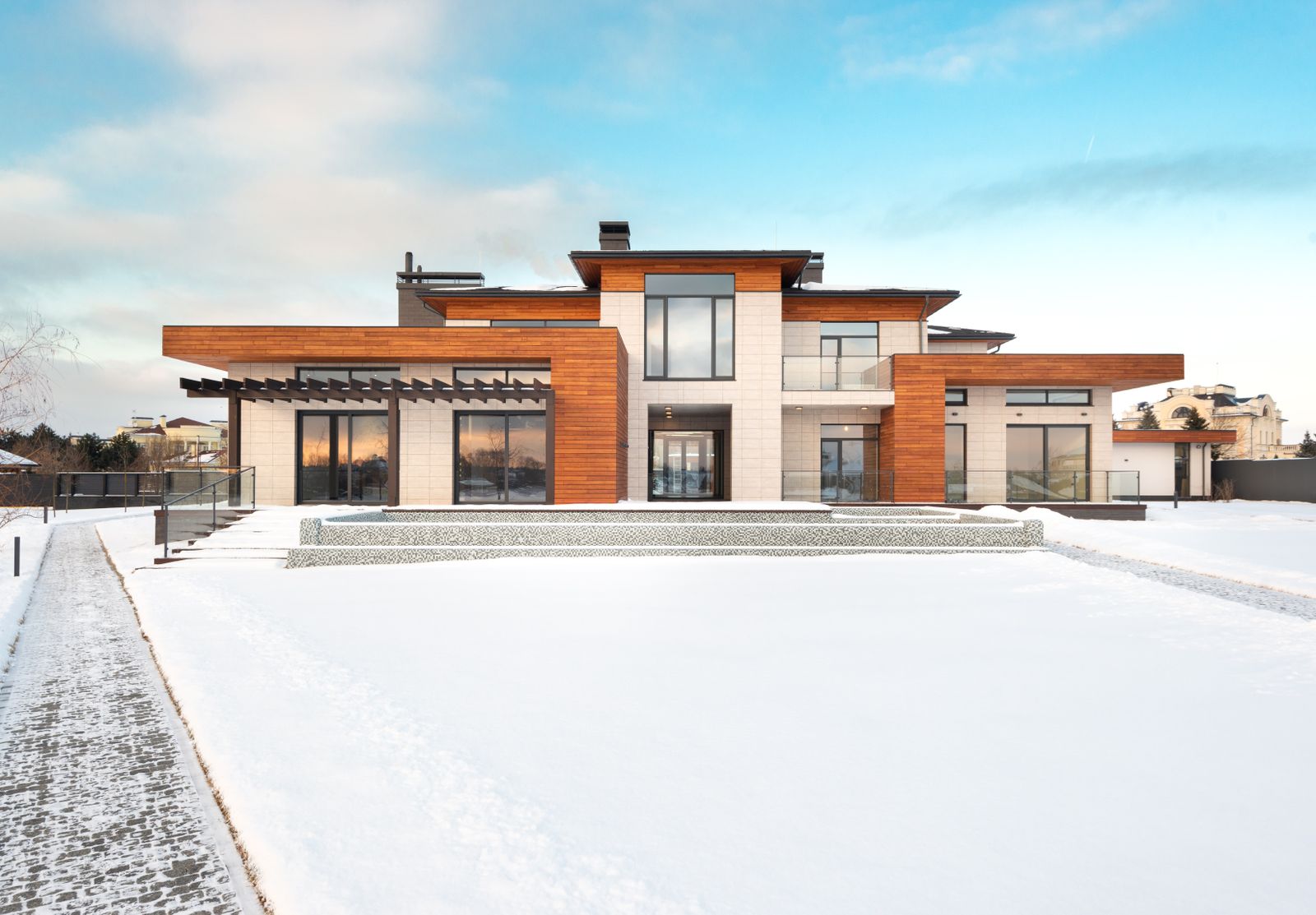 A Phoenix rental photographed the day its make-ready signed off